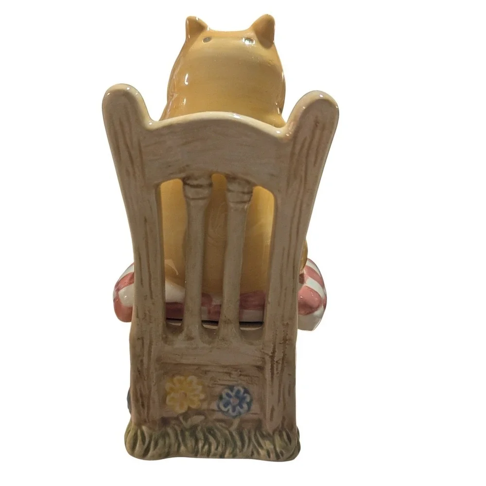 Vintage Disney Winnie the Pooh Treasure Craft Salt & Pepper Shaker Set Honey Pot